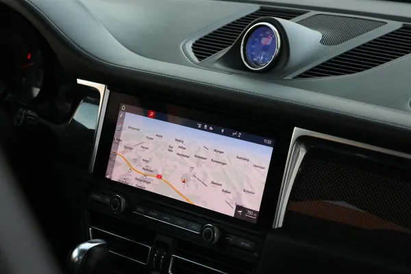 Car image 21