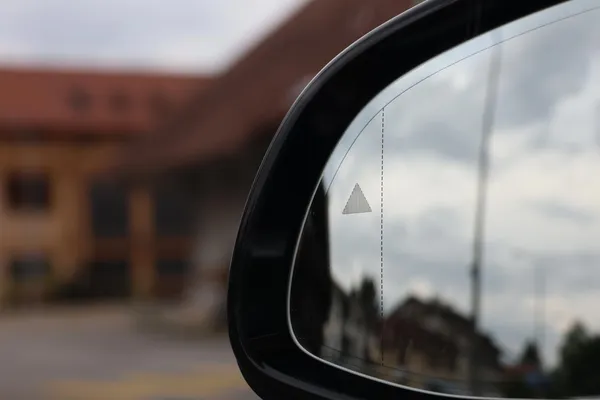 Car image 29