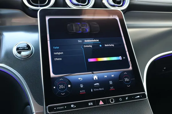 Car image 24