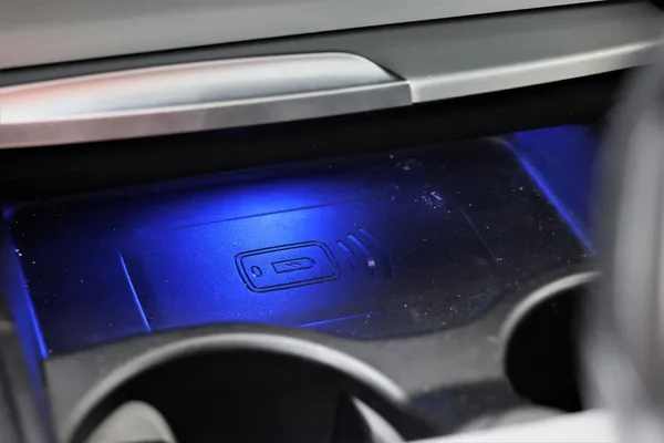 Car image 29
