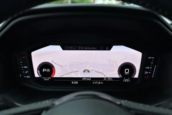 Car image 24