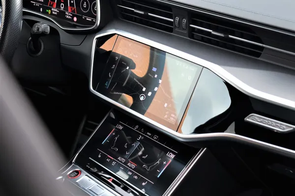 Car image 21