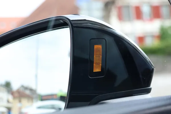 Car image 27