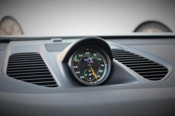 Car image 25