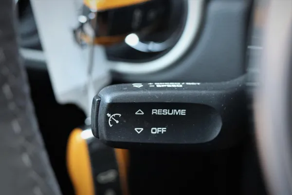 Car image 27