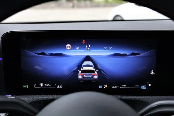 Car image 26