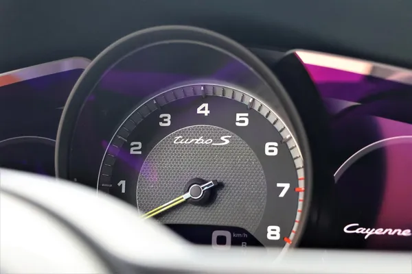 Car image 35