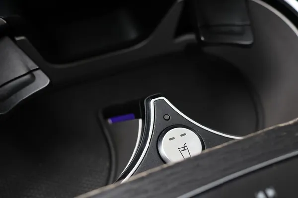 Car image 33