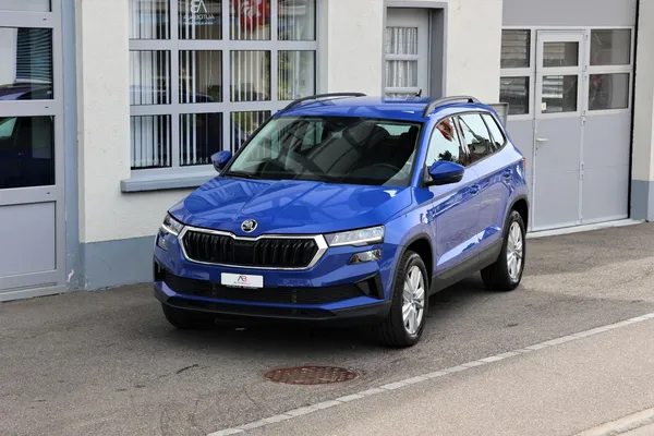Car image 1