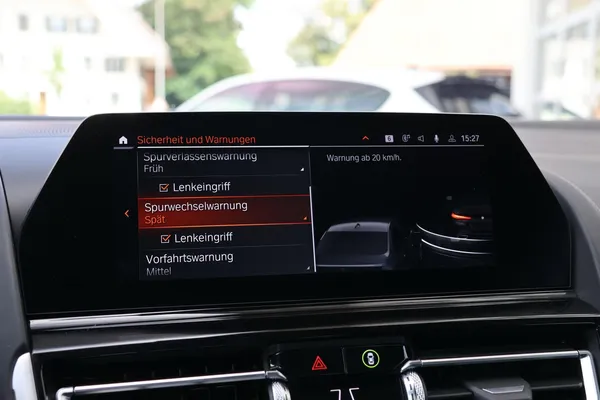 Car image 31