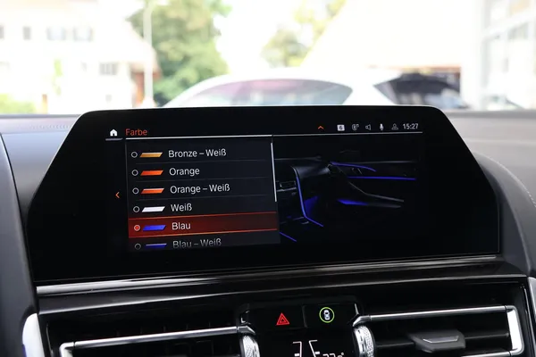 Car image 32