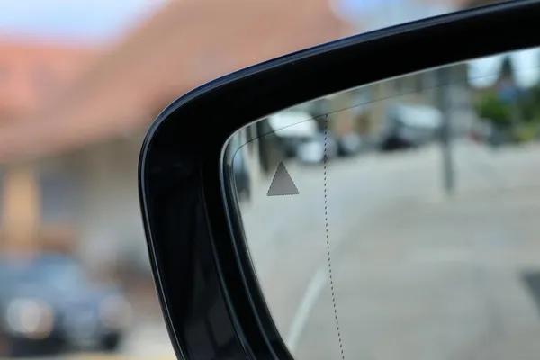 Car image 34