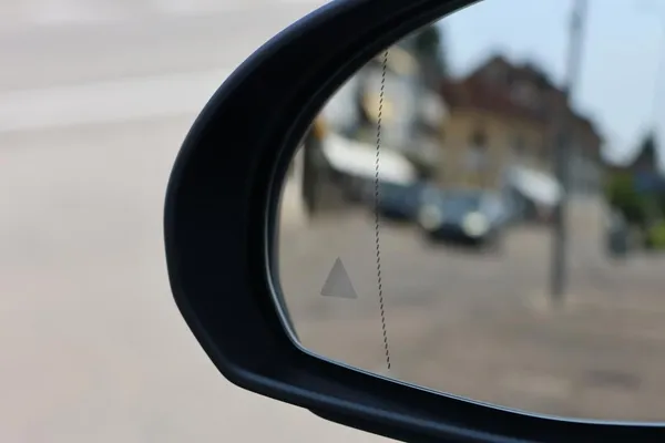 Car image 29