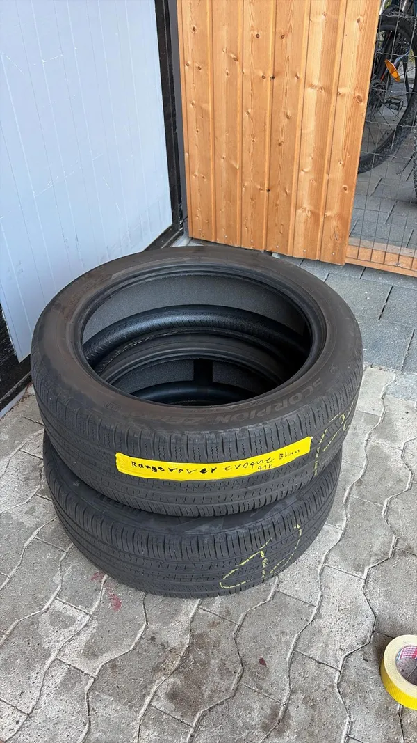 Car image 33