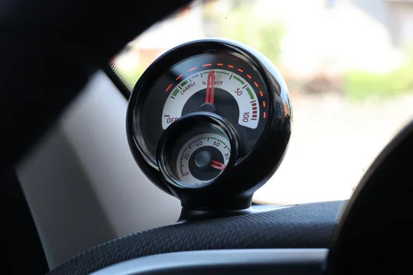 Car image 22