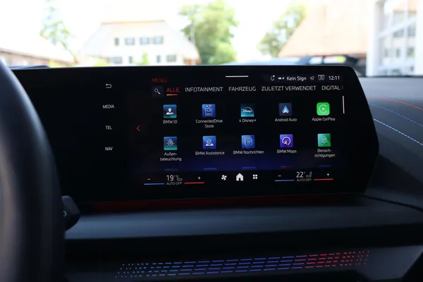 Car image 31