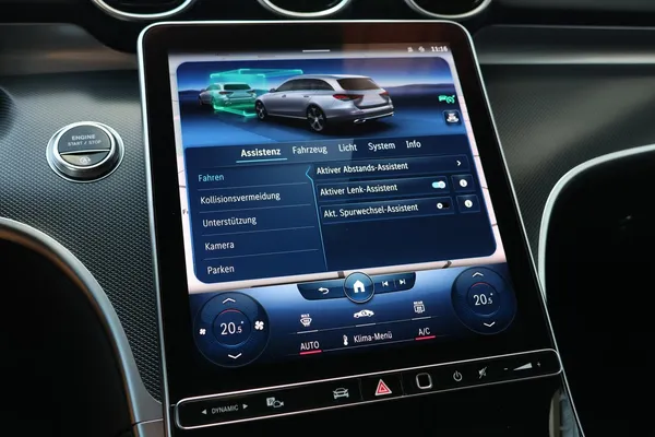 Car image 22