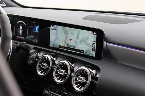 Car image 21