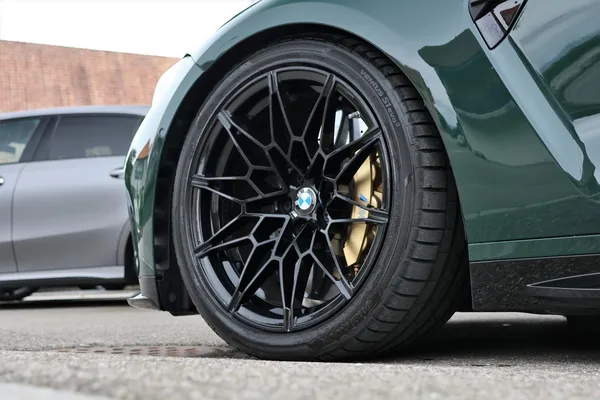 Car image 8