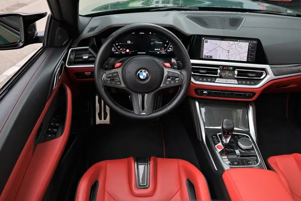 Car image 21