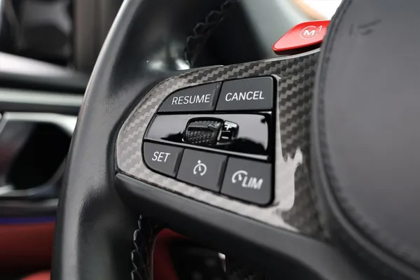 Car image 29