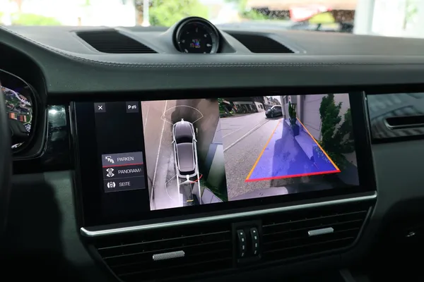 Car image 23