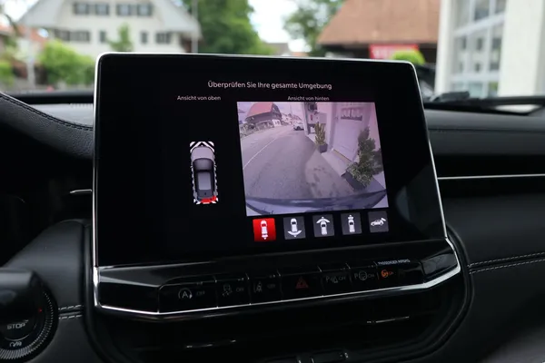 Car image 21