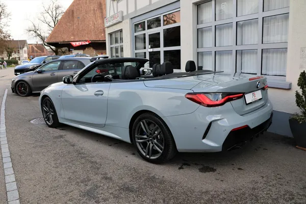 Car image 20