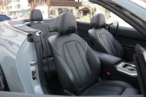 Car image 33