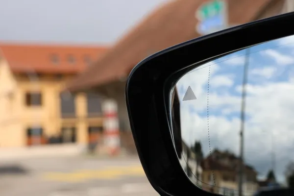 Car image 39