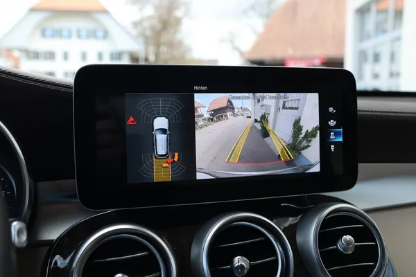 Car image 22