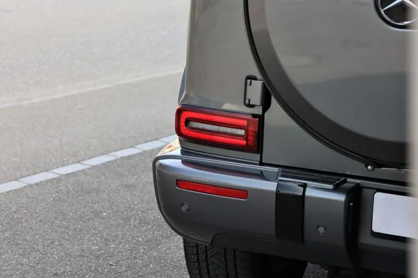 Car image 7
