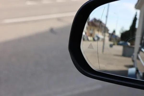 Car image 33