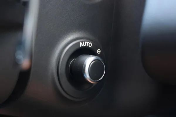 Car image 36