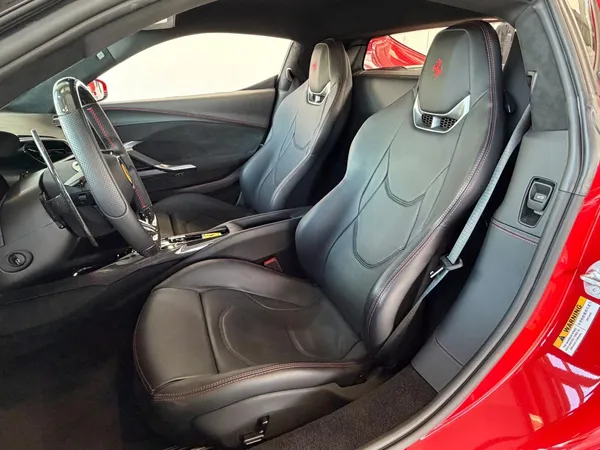 Car image 10