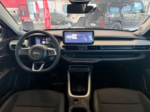 Car image 13
