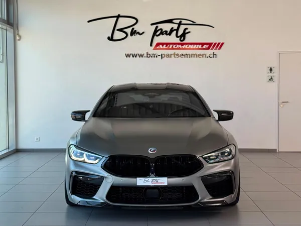 Car image 8