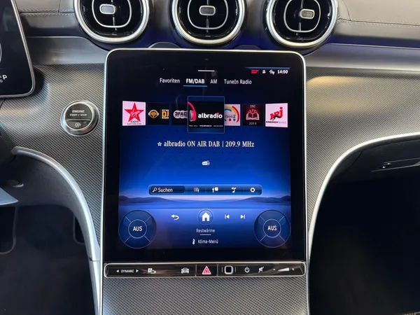 Car image 22