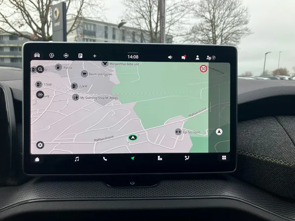 Car image 8