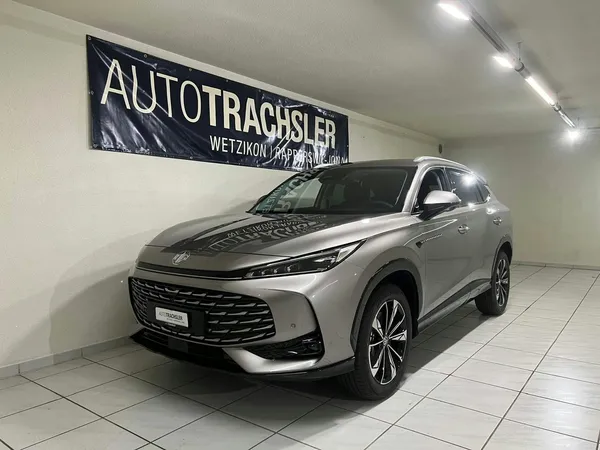 Car image 3
