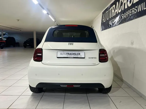 Car image 6
