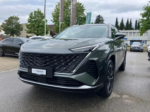 Car image 4