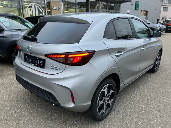 Car image 6